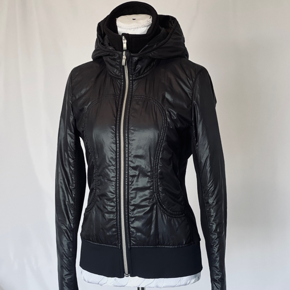 Lululemon Black Women's Lightweight Hooded Jacket Waterproof Weatherproof